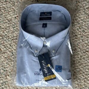 Stafford Men's Light Blue Dress Shirt